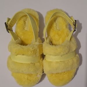 Koolaburra by UGG sandals- NWOT